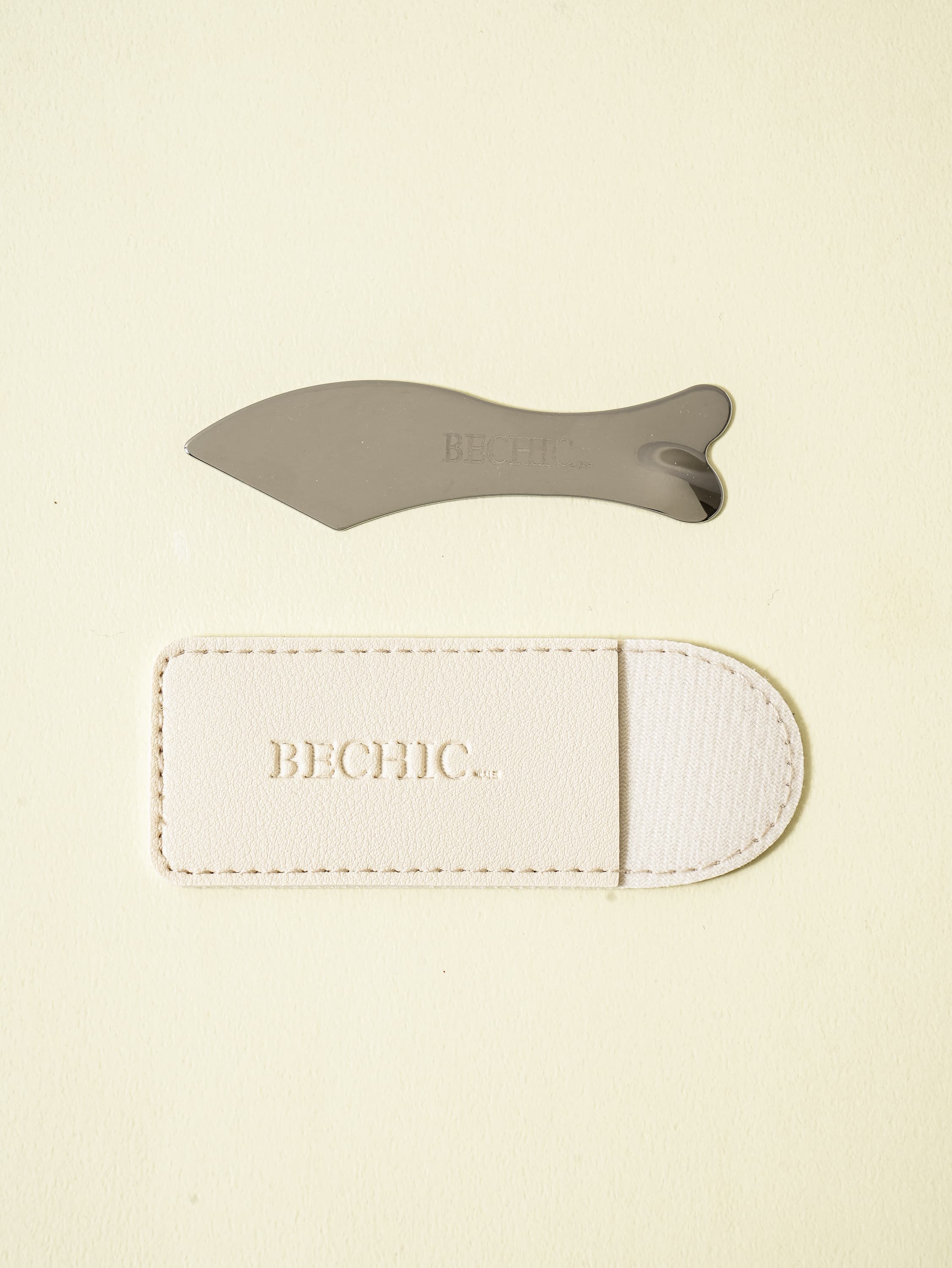 K-Beauty Fish Makeup Spatulator Pocket Set