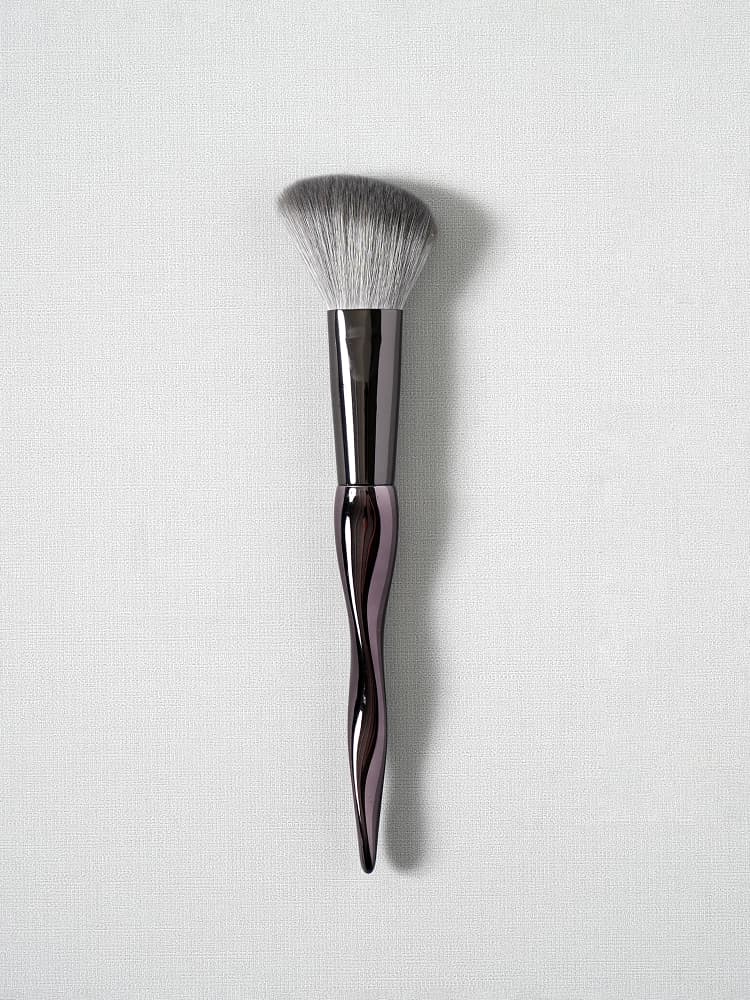 K-Beauty Chic Contour Brush