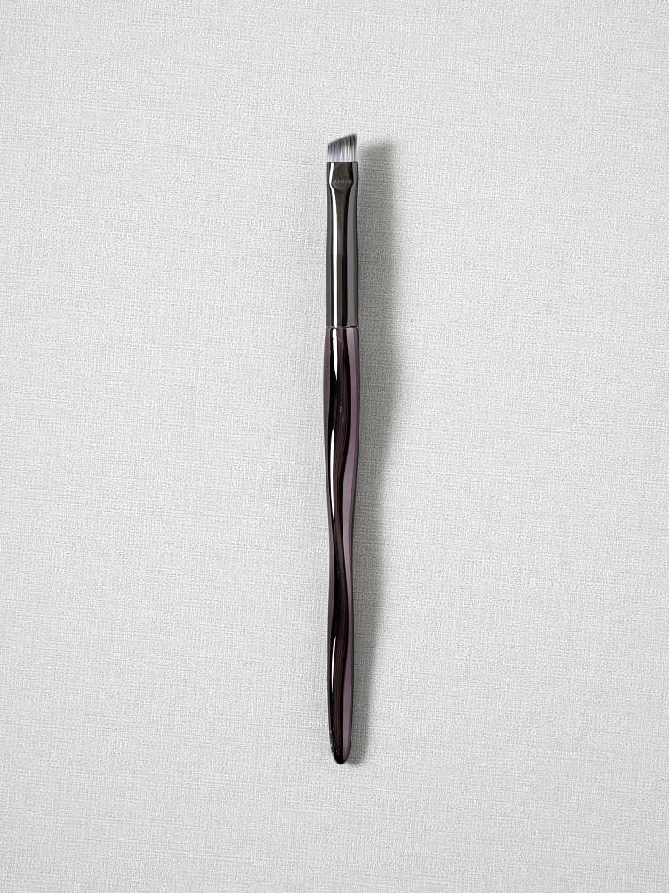 K-Beauty Chic Eyebrow Brush