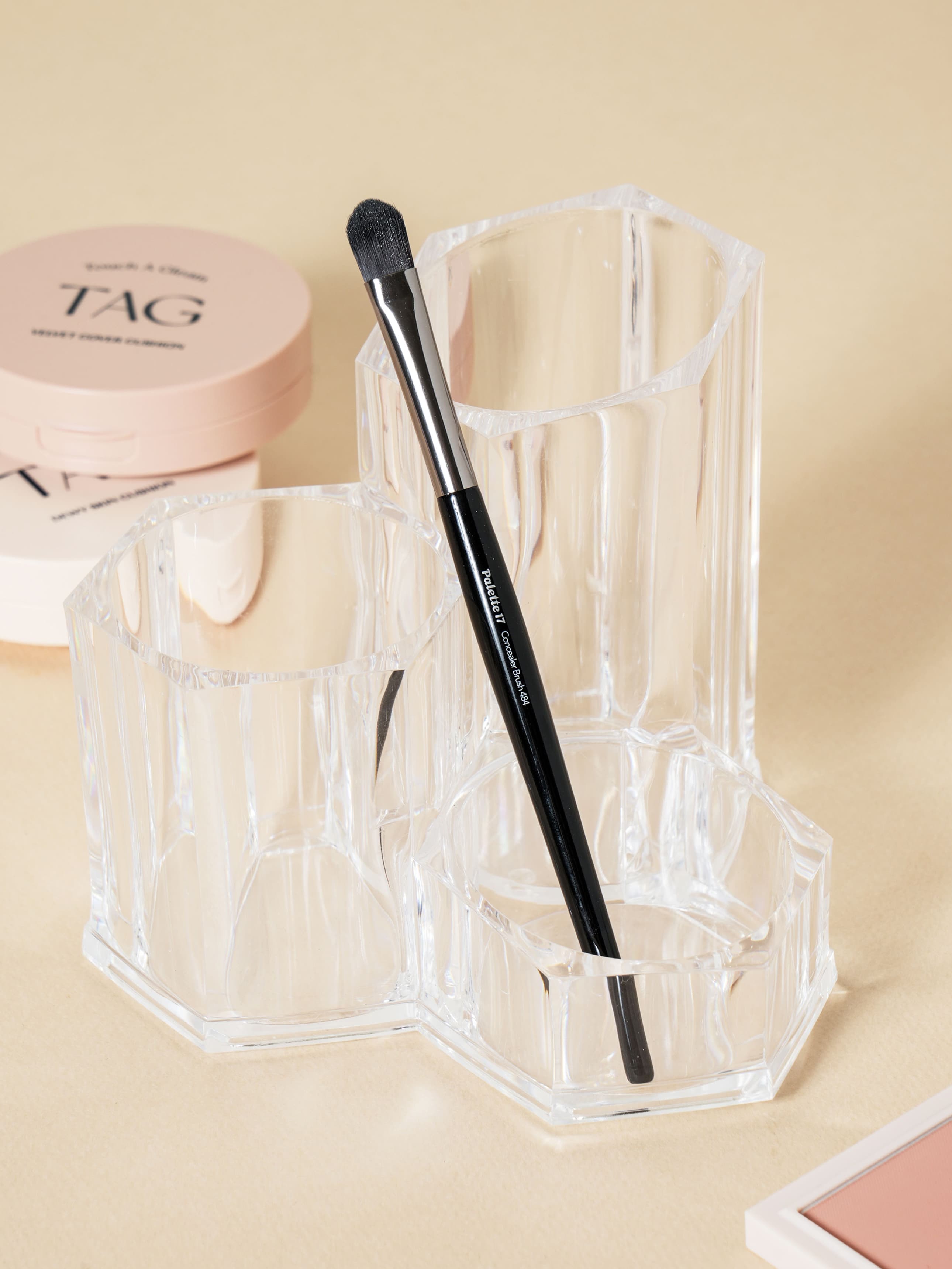 K-Beauty Palette 17 Concealer Brush